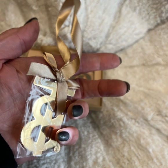 NIB Burberry Authentic B Letter Ornaments/charms - Picture 5 of 9